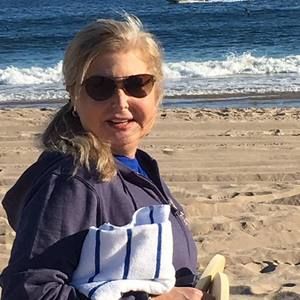 Meet your Posher, Dana